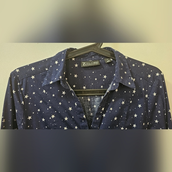 7th Avenue Design Studio New York & Co Navy Blouse With Stars Women's Medium - Picture 2 of 8